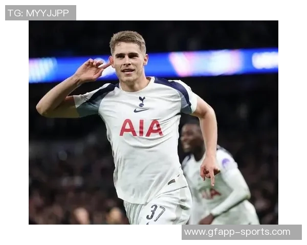 多特蒙德施洛特贝克誓言争冠高层却对争冠话题避而不谈